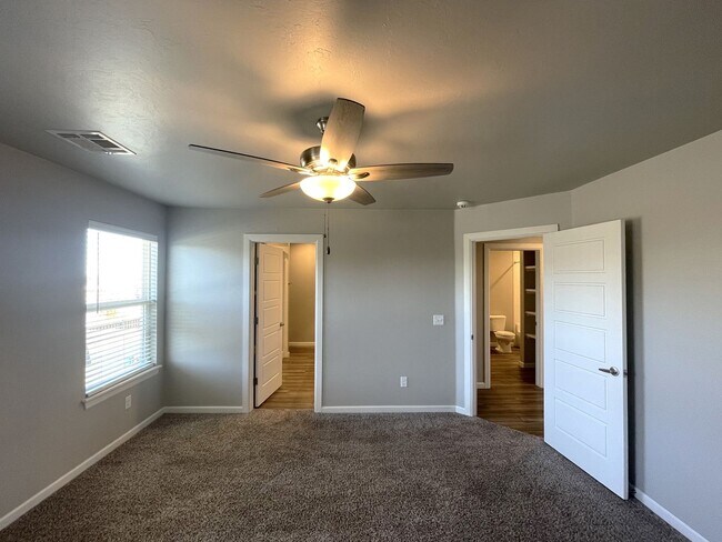 Building Photo - 13517 Blue Jacket Dr