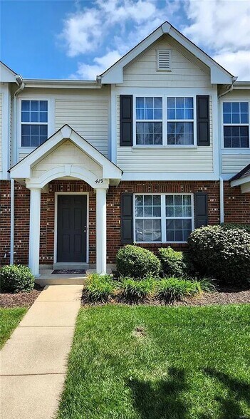 Primary Photo - 419 Wild Oak Dr