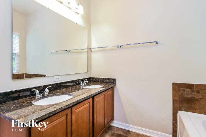 Building Photo - 2856 Moonstone Bend