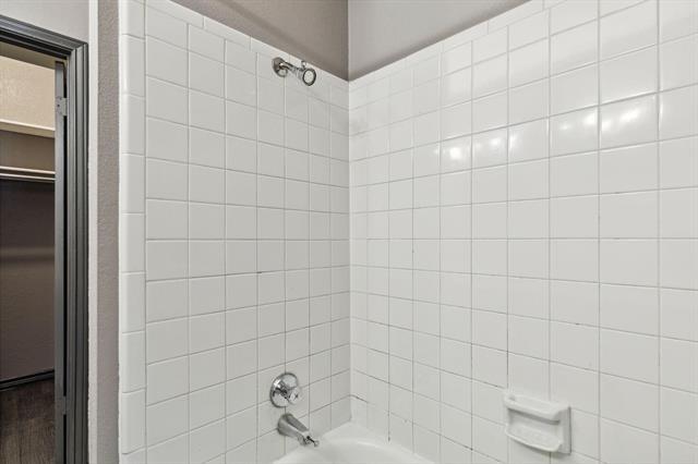 Building Photo - 3623 W Northgate Dr