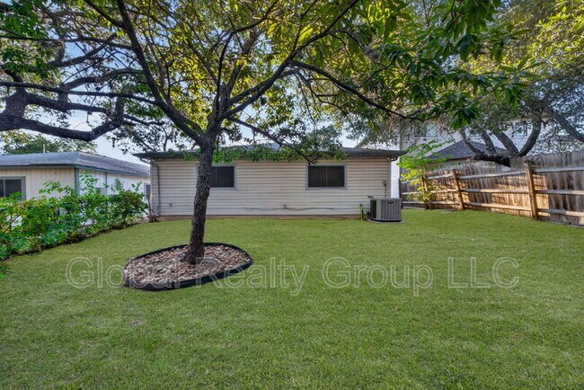 Building Photo - 12914 Ocean Glade
