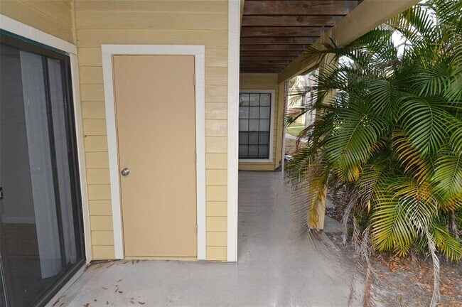 Building Photo - 8641 Fancy Finch Dr