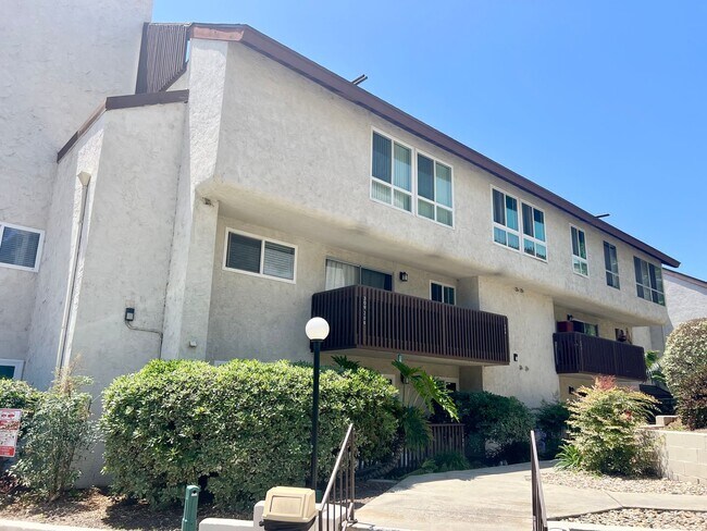 Building Photo - Mission Valley Condo for Rent | 1 Bed • 1 Bath | Resort-Style Community