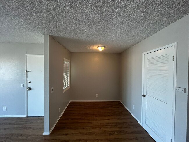 Building Photo - Just steps from the beach – enjoy ocean vi...
