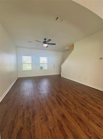 Building Photo - 100 Bridle Ct