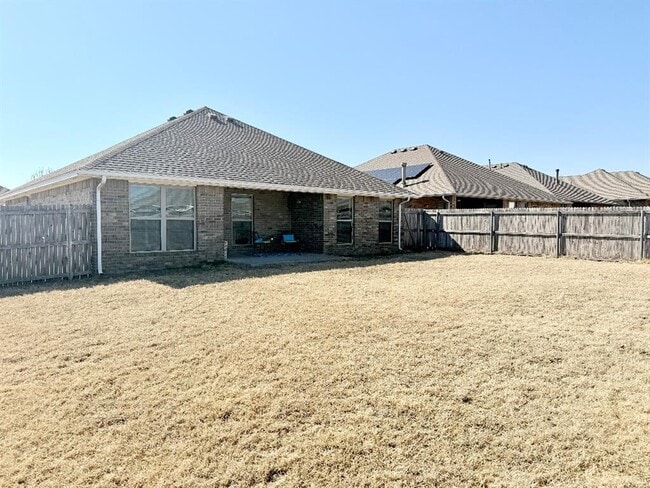 Building Photo - 9401 NW 87th St