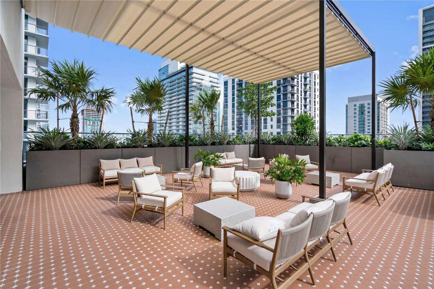 Building Photo - 601 N Miami Ave