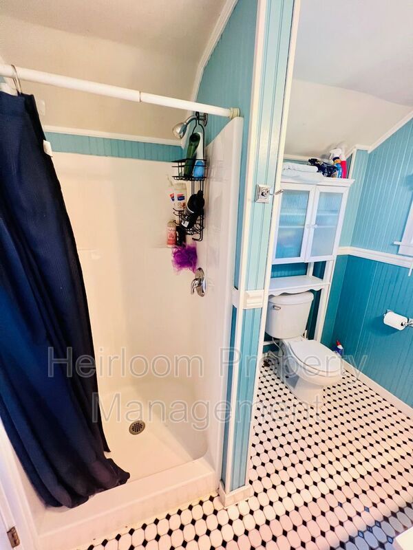 Building Photo - 2619 N 21st St