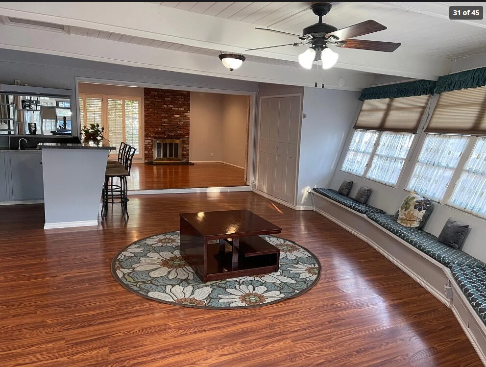 Building Photo - 1085 Riviera Dr