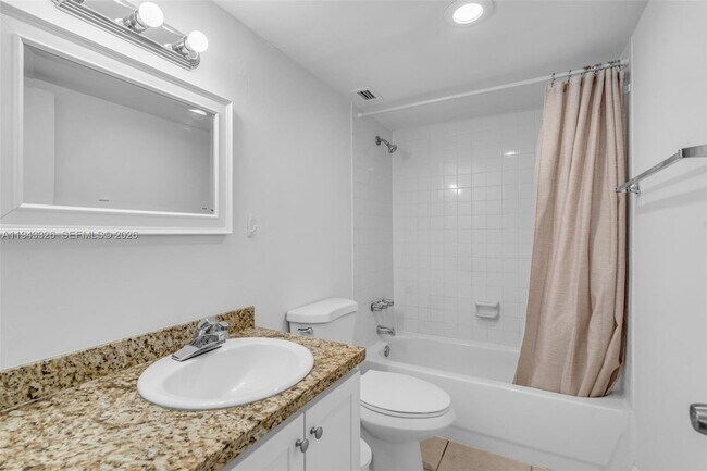 Building Photo - 9125 SW 77th Ave