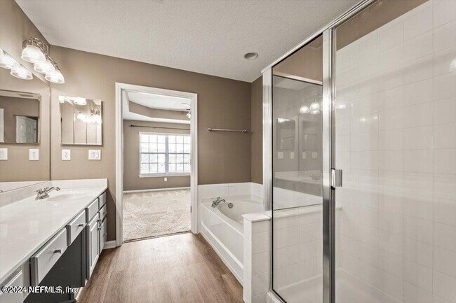 Building Photo - 6332 Autumn Berry Cir