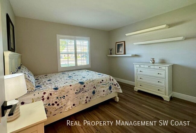 Building Photo - 6300 South Pointe Blvd