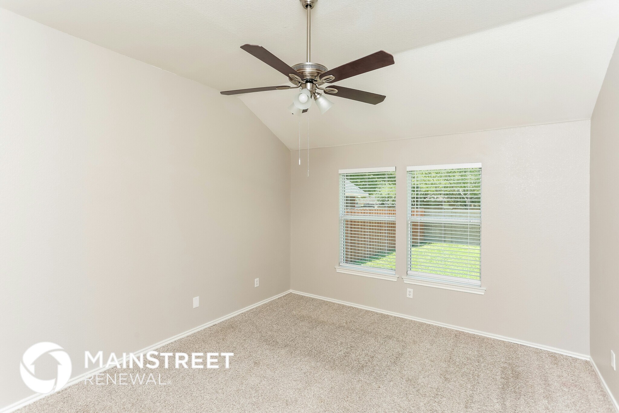 Building Photo - 3353 Stoneway Dr