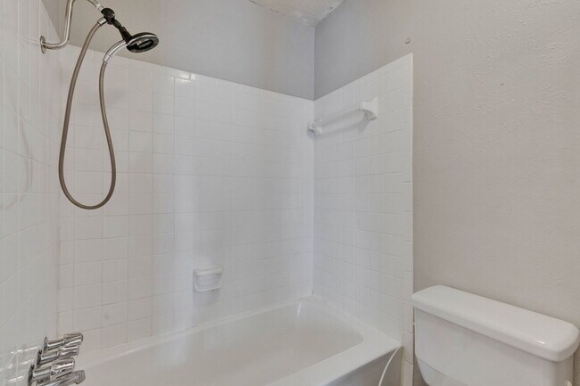 Building Photo - 1714 Timber Ridge Dr