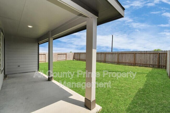 Building Photo - 29935 Gallatin River Ln