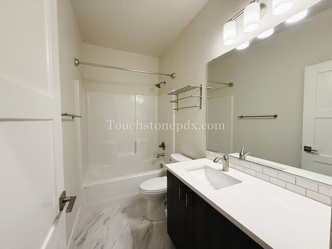 Building Photo - Luxury Meets Nature for this 2BD | 1BA Hom...