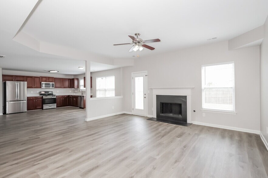 Building Photo - 11658 Kades Trail