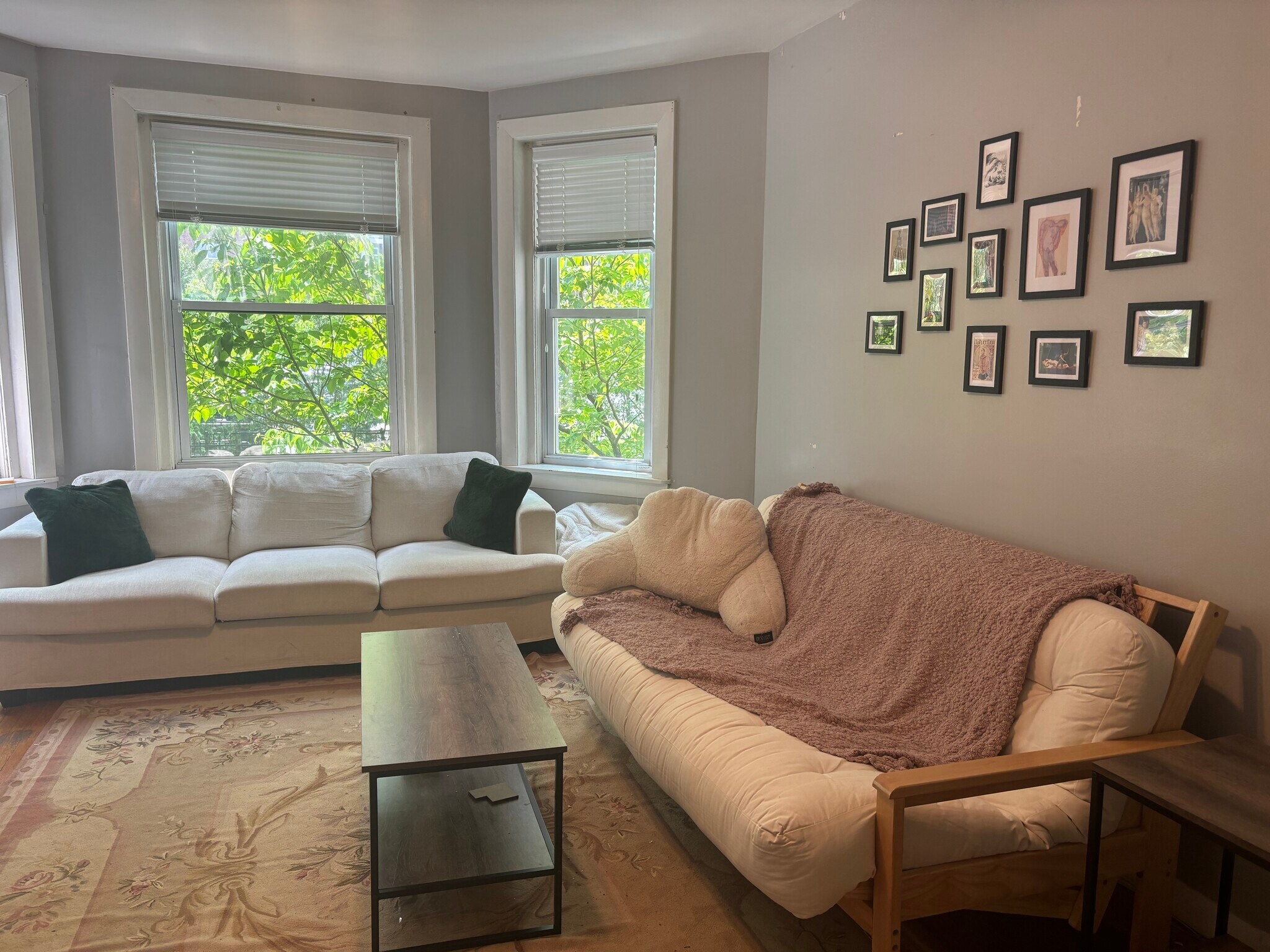 Building Photo - 55 Thatcher St