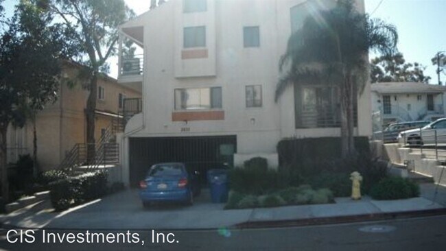 Primary Photo - 2833 Cadiz St