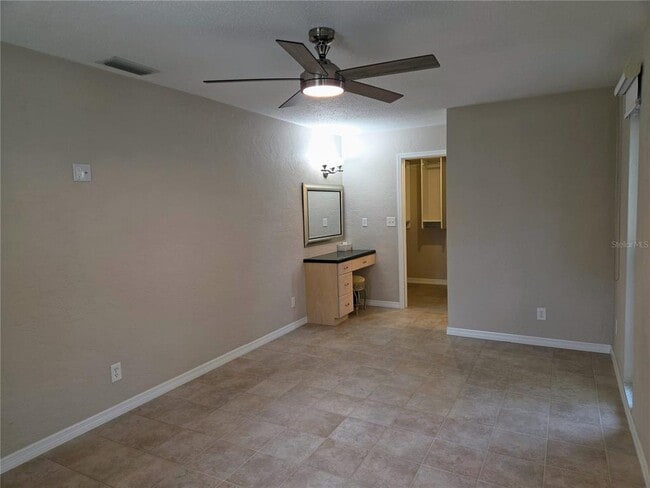 Building Photo - 9071 Ridge Rd
