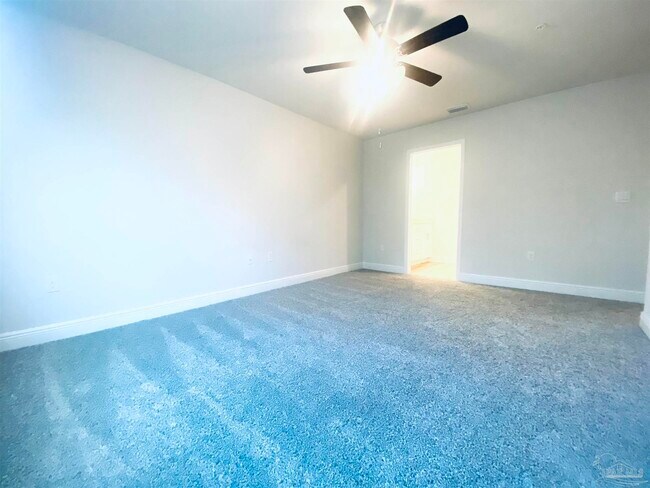 Building Photo - 710 Giese Ln