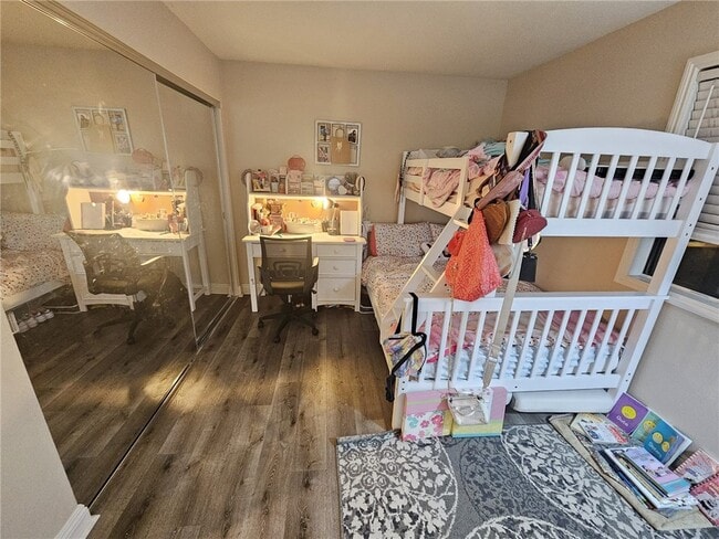 Building Photo - 545 S Ranch View Cir