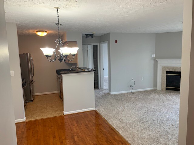 Building Photo - 8941 Town Center Cir