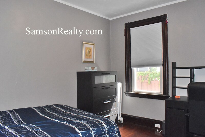 Building Photo - 219 Cole Ave