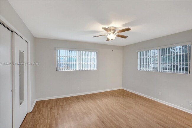 Building Photo - 5386 Balsam Terrace