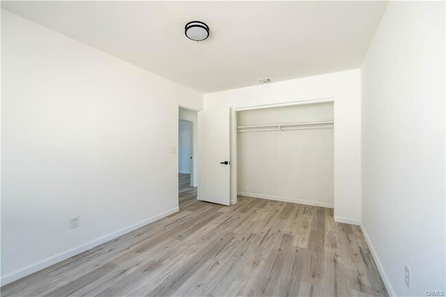 Building Photo - 17955 Cantara St