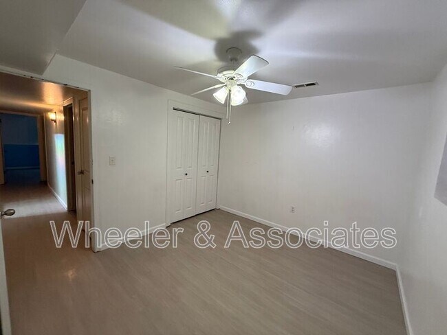 Building Photo - 1781 E 5725 S