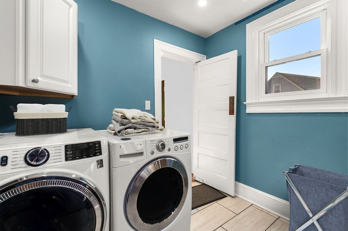 Building Photo - 117 Park Ave