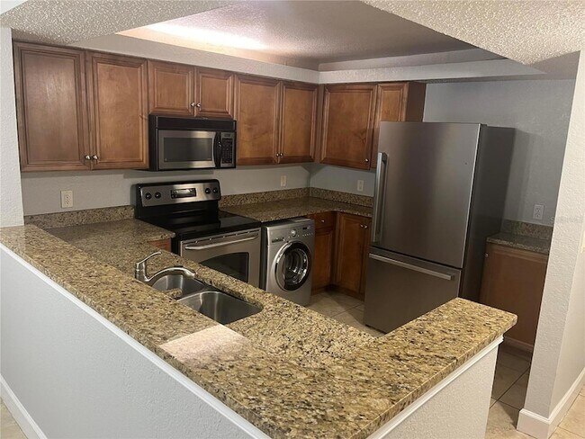 Building Photo - 2755 Coconut Bay Ln