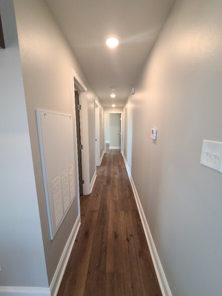 Building Photo - 4226 Downman Rd