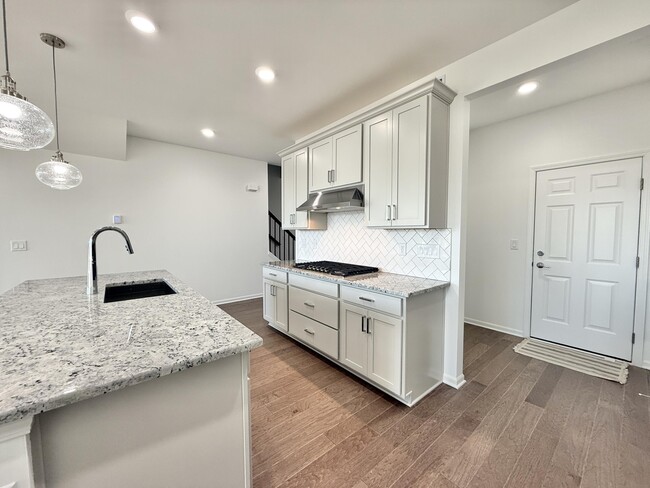 Building Photo - 5586 E Spaniel Dr