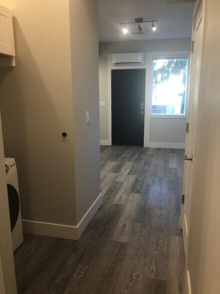 Primary Photo - 10406 SW 46th Pl