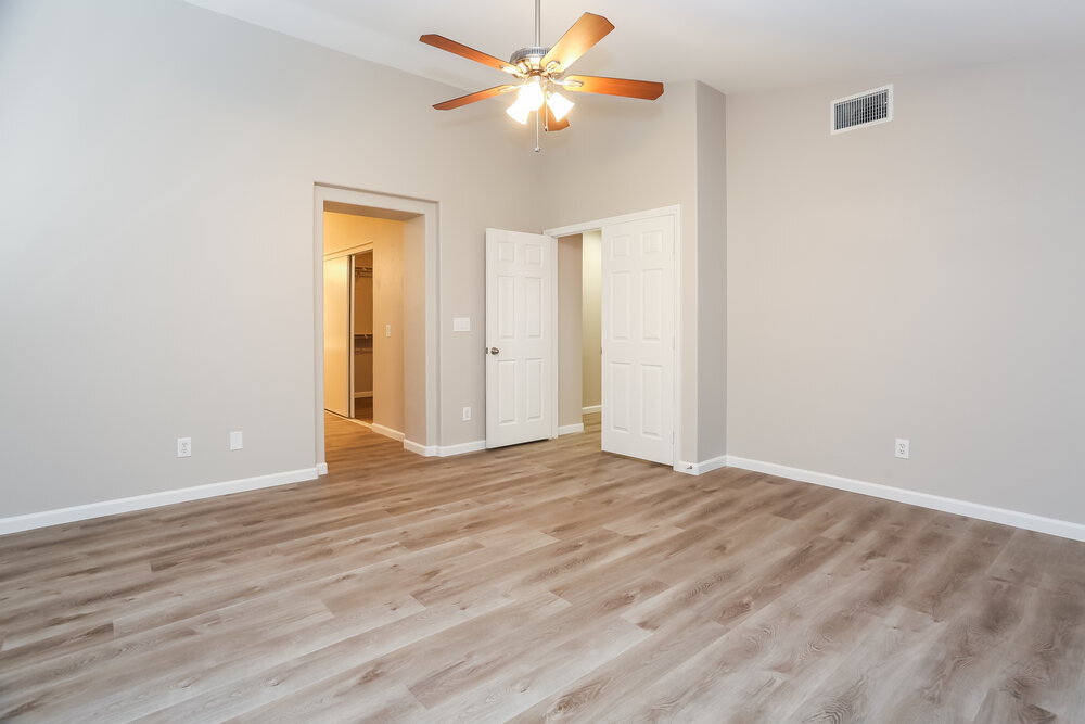 Building Photo - 5284 Vine Hill Ct