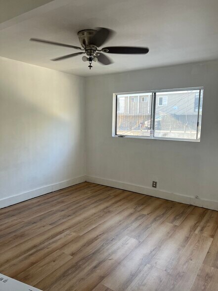 Building Photo - 3801 1/2 Montclair St
