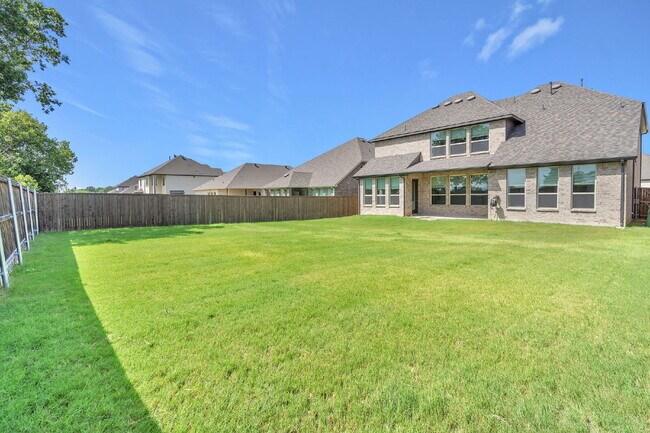 Building Photo - 7243 Crowell Ave