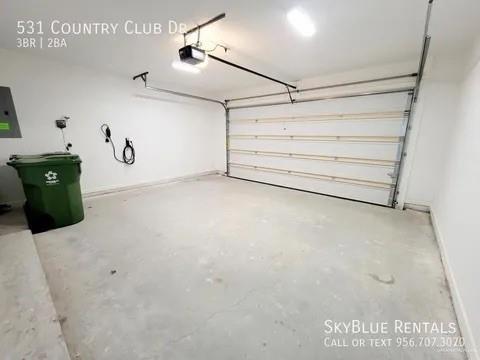 Building Photo - 531 Country Club Dr