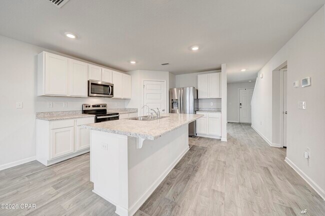 Building Photo - 4060 Silver Spur Rd