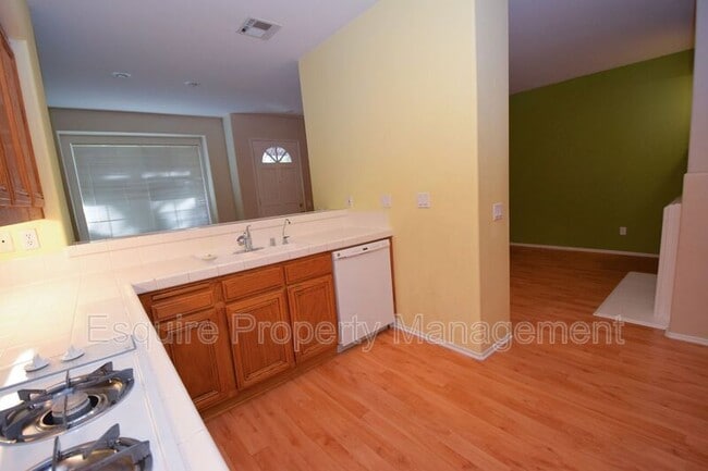 Building Photo - 215 Camino Toluca