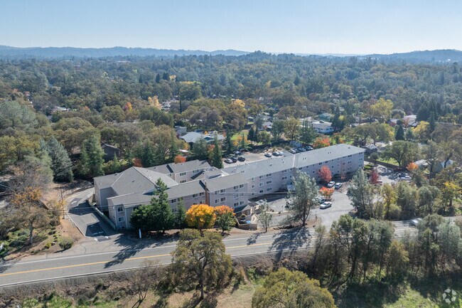 Context - Eskaton Lincoln Manor