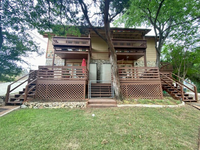 Building Photo - Blue Ridge Trail