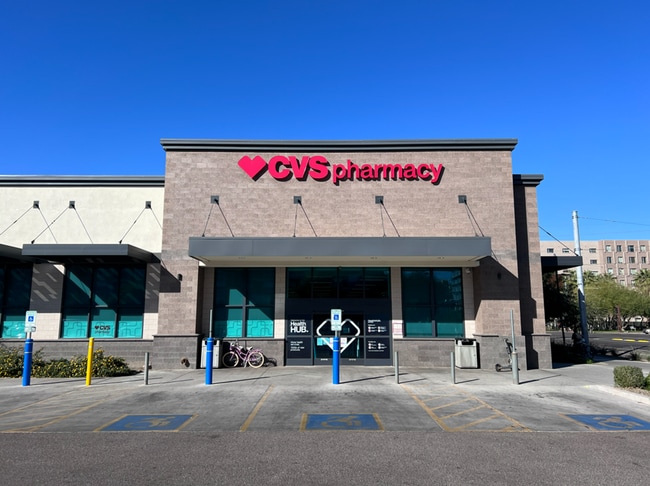 Building Photo - 5Bed/5Bath House at University Dr/Priest Dr! Move-In Ready on 05/07/2026! - 4 CAR CARPORT! NO HOA!