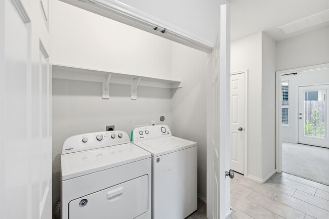 Building Photo - 3104 Roseland Terrace Ln