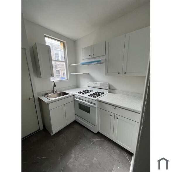 Building Photo - 3232 N Etting St