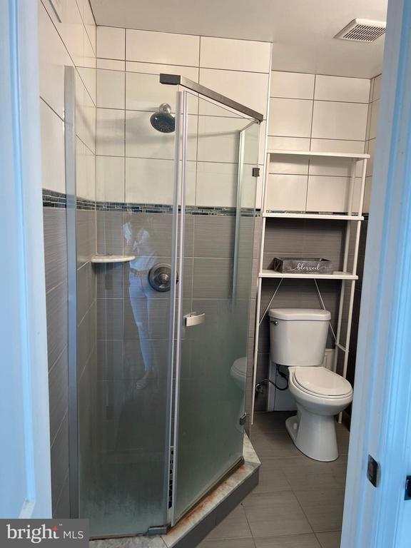 Building Photo - 1257 N Newkirk St