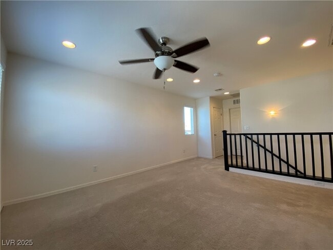 Building Photo - 10817 Wrigley Field Ave