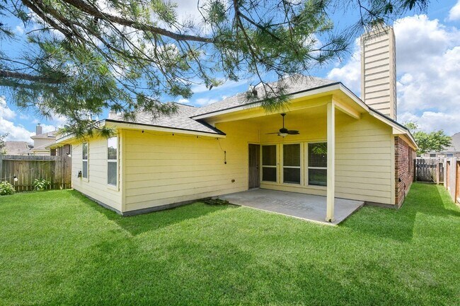 Building Photo - 16814 Ranger Ridge Dr